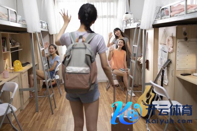 大一更生家长提前“空巢”了