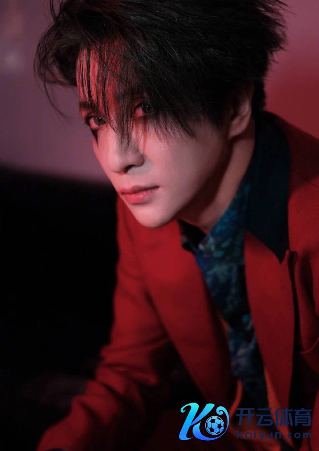 薛之谦方发布声明：李雨桐发布实际严重造作